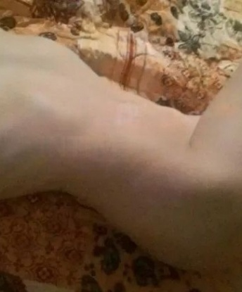 🌹🔥 У меня есть все, чтобы сделать наше свидание незабываемым - соблазнительное тело, запоминающиеся черты лица и непревзойденные навыки. 😉🔞
Я воплощу все твои сокровенные фантазии и помогу расслабиться после тяжелого рабочего дня. Мои услуги насыщены оралом, классическим сексом, эротическим массажем, а также другими приятностями, которые ты сможешь испытать только со мной. 💦💋
Я живу в Москве и готова принимать тебя в уютной и чистой квартире, где ты сможешь полностью расслабиться и насладиться моей компанией. 🏢💕
Мои клиенты говорят о моих услугах только положительные отзывы, ведь я внимательная и отзывчивая партнерша. Обещаю, ты не пожалеешь о своем выборе и захочешь вернуться ко мне снова и снова. 👄💕
Хочешь увидеть мои фото? Не волнуйся, у меня есть множество соблазнительных снимков, которые помогут тебе сделать правильный выбор. Сделай шаг к незабываемому удовольствию и позвони мне уже сегодня! 💋📞💕 Татьяна